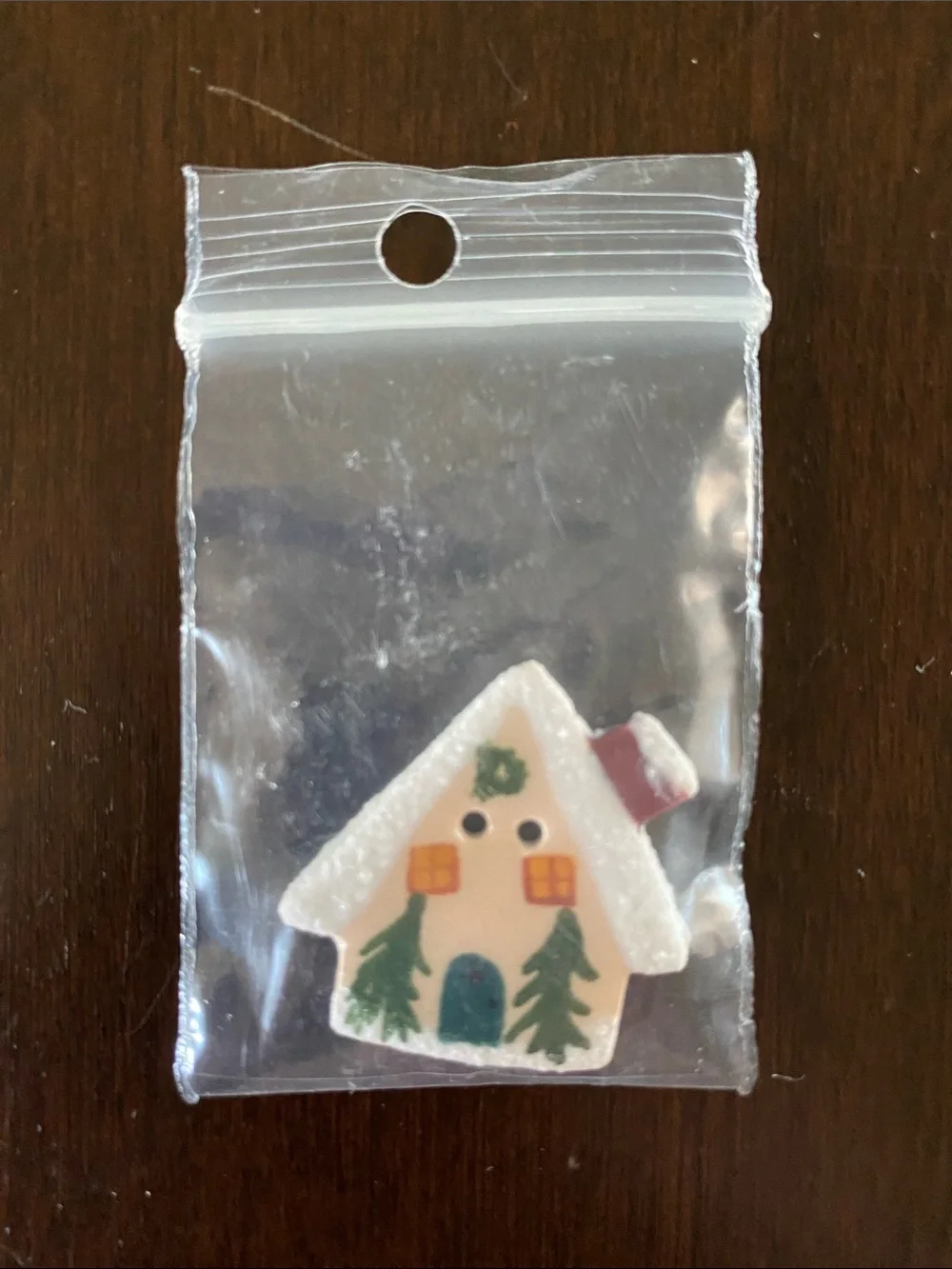 Mill Hill Gingerbread House Button